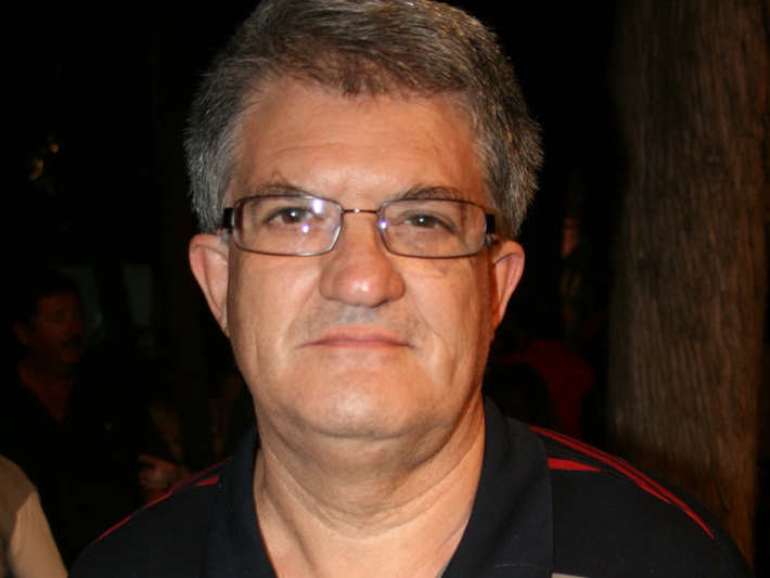 El IES Al Andalus de Almuñécar rendirá homenaje póstumo al ex director Francisco Prados Cervilla 
 